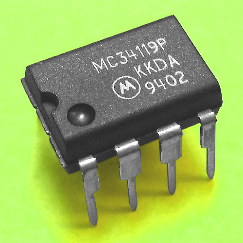 (2) MC34119P 250 mw Audio Amp, VERY LOW Vcc, 8~32 Ohm Output *Genuine MOTOROLA*
