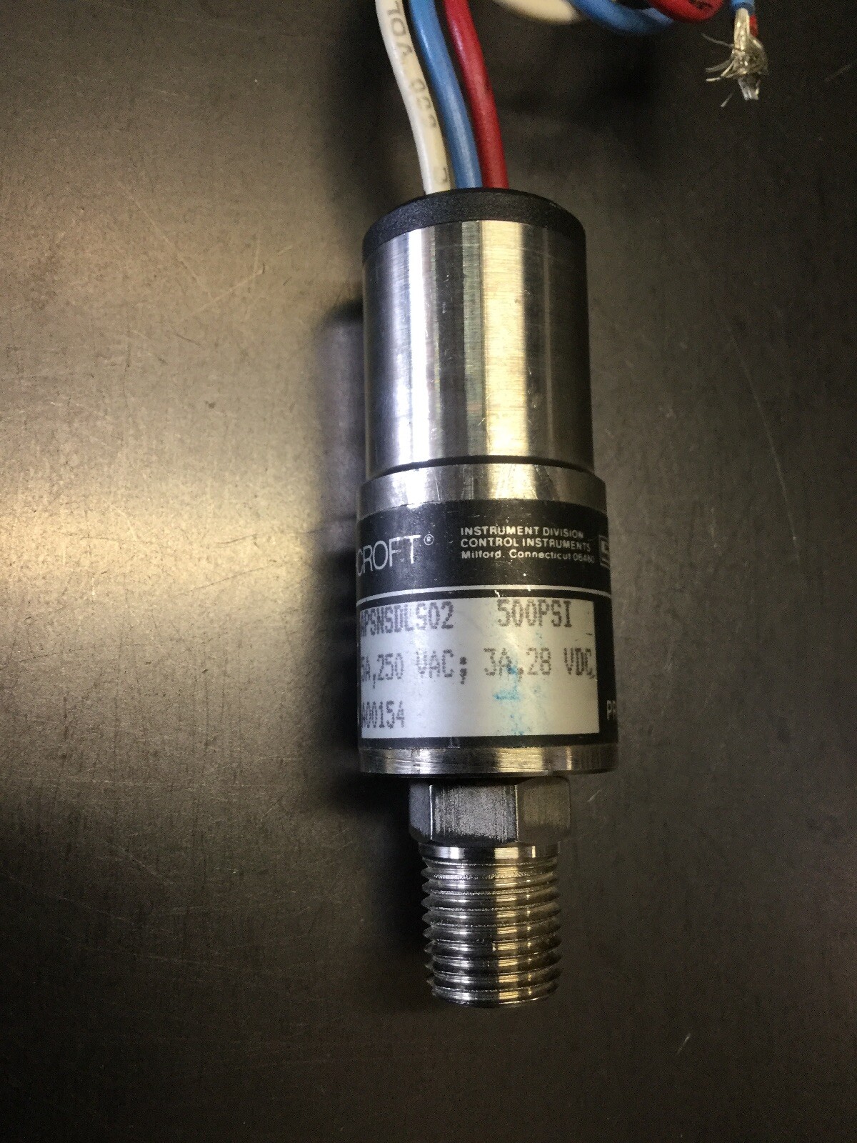 NEW, ASHCROFT, APSNSDLS02, PRESSURE SWITCH, 250VAC, 5A, 500PSI. (5i-1)