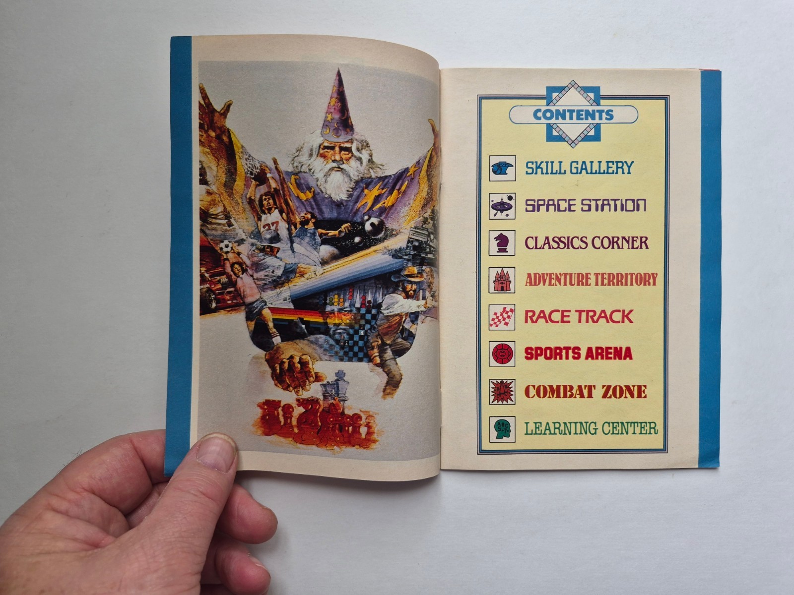 Original Vintage 1981 ATARI 2600 45 Video GAME PROGRAM CARTRIDGE CATALOG