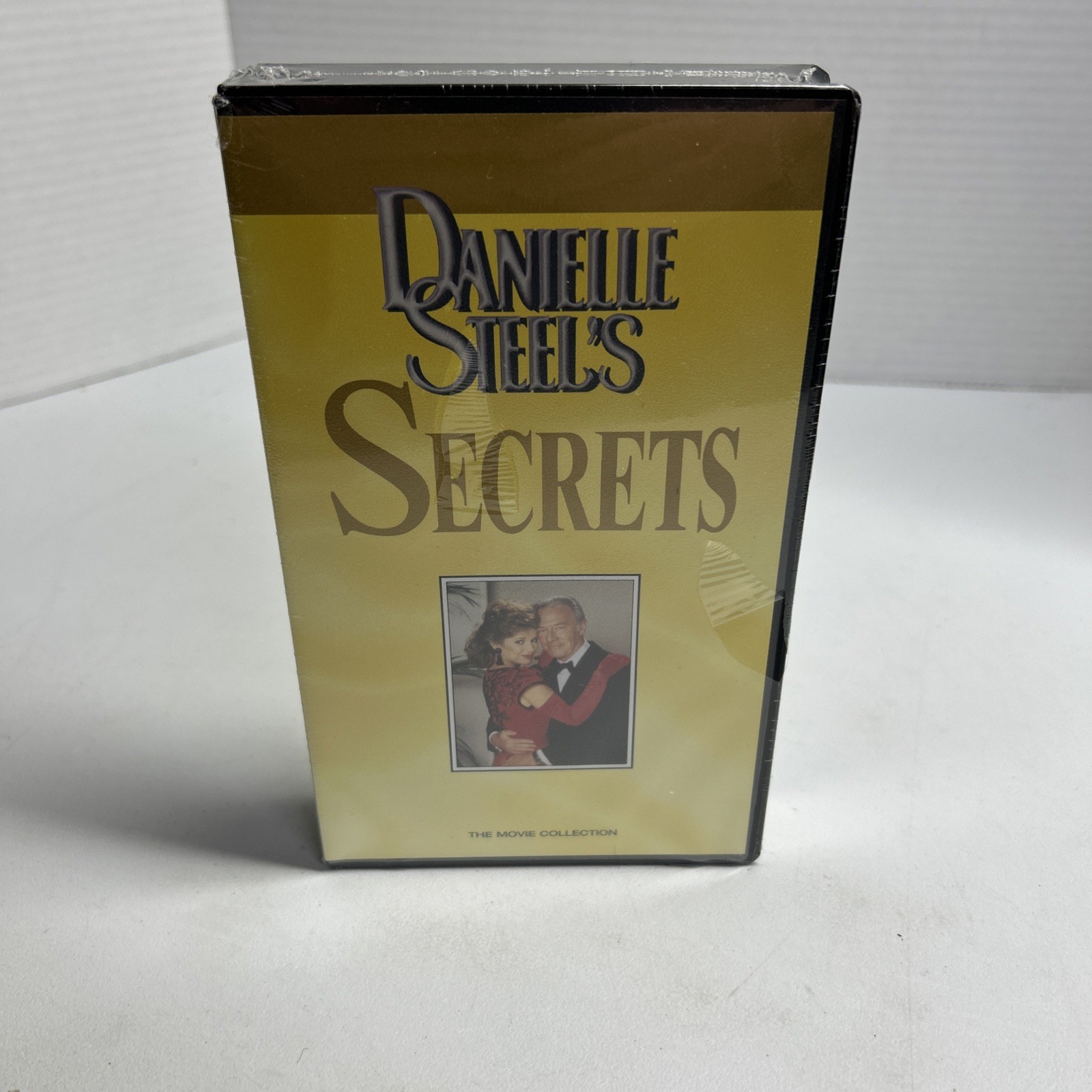 DANIELLE STEEL'S SECRETS VHS 1996 NEW FACTORY SEALED CHRISTOPHER PLUMMER NOS NIP