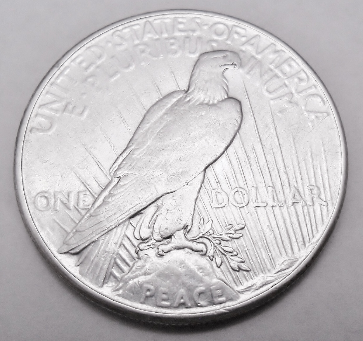 1924 P PEACE DOLLAR *90% SILVER* *AU - ABOUT UNCIRCULATED*