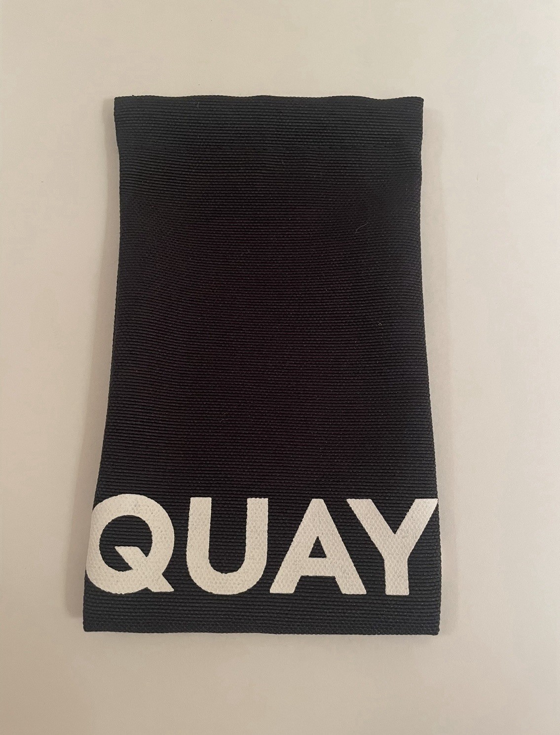 Quay Sunglass Case