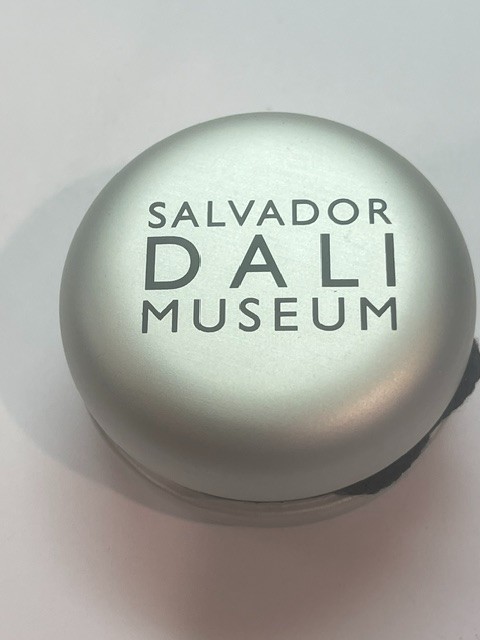 NIB! Vintage  SALVADOR DALI YO-YO SALVADOR DALI MUSEUM ST. Petersburg FL  Unused