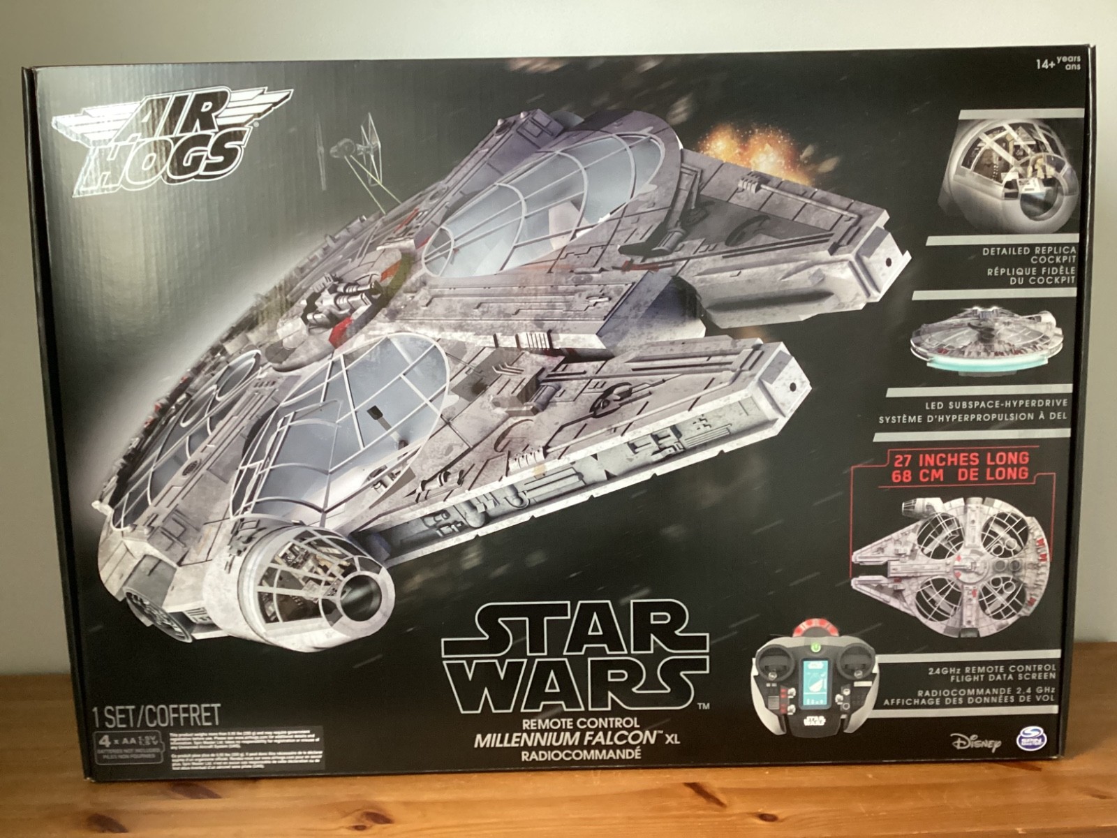 Brand New Star Wars MILLENNIUM FALCON Air Hogs 27'' RC Flying Drone Spin Master