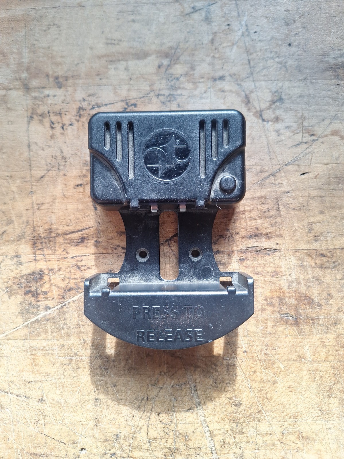 Tri-Tronics G2/G3 Receiver Charging Cradle