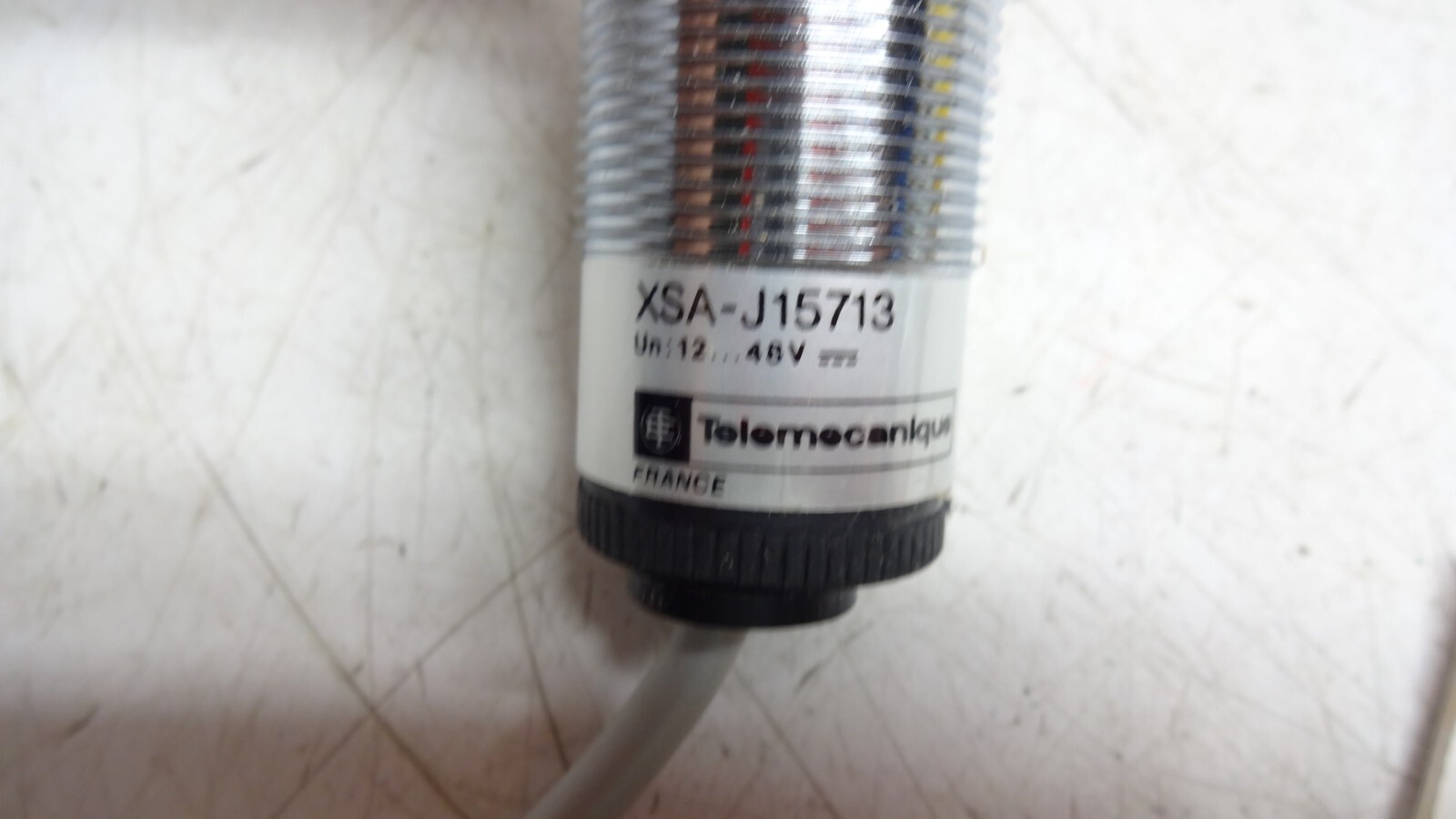 Telemecanique XSA-J15713 ProxImitySensor Switch New