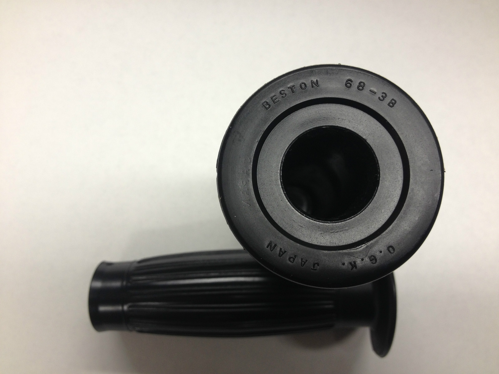 TRIUMPH GRIPS 7/8 BARS BESTON GRIPS GRAND TURISMO REPLICA