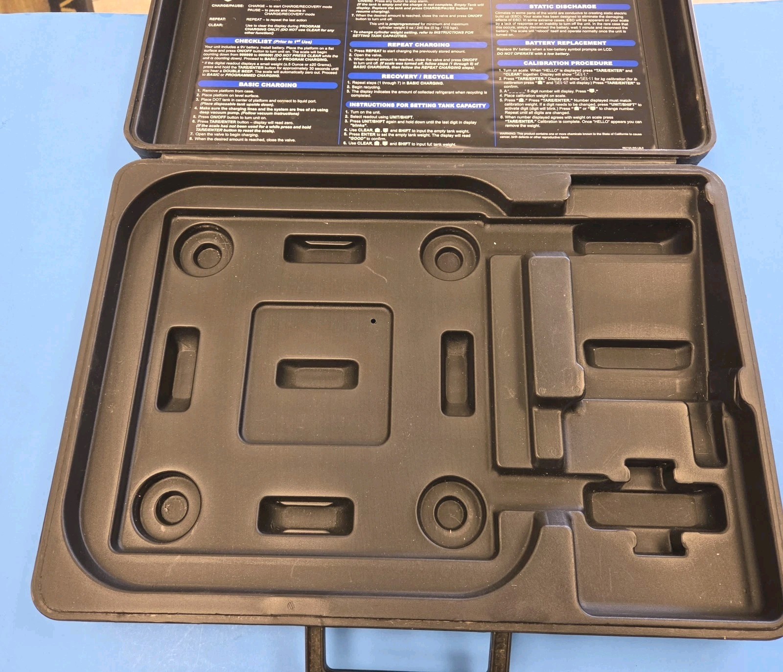 BLUE POINT REFRIGERANT SCALE ACT120A WITH CASE / VERY GOOD CONDITION!