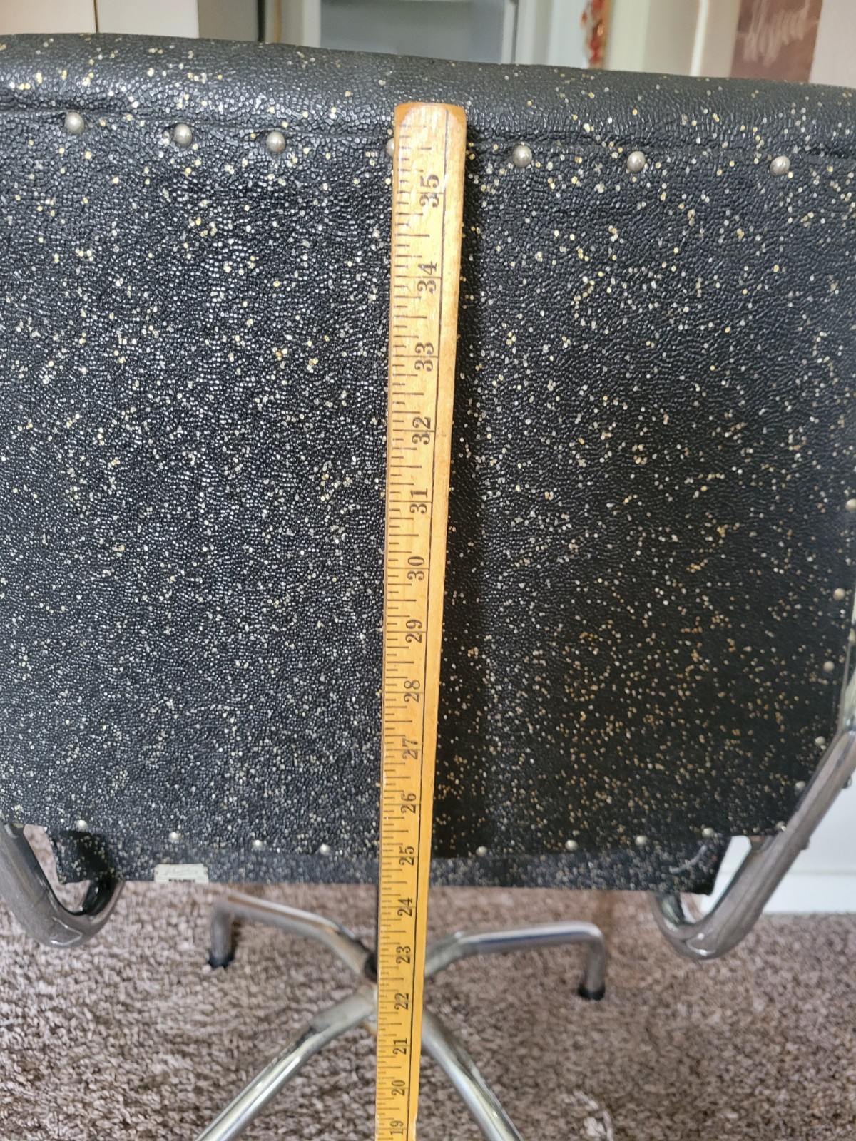 MCM INDUSTRIAL '59,PAIDAR N.Y.USA, DESK CHAIR W/BAKELITE ARMS, SWIVELS, SEE PICS