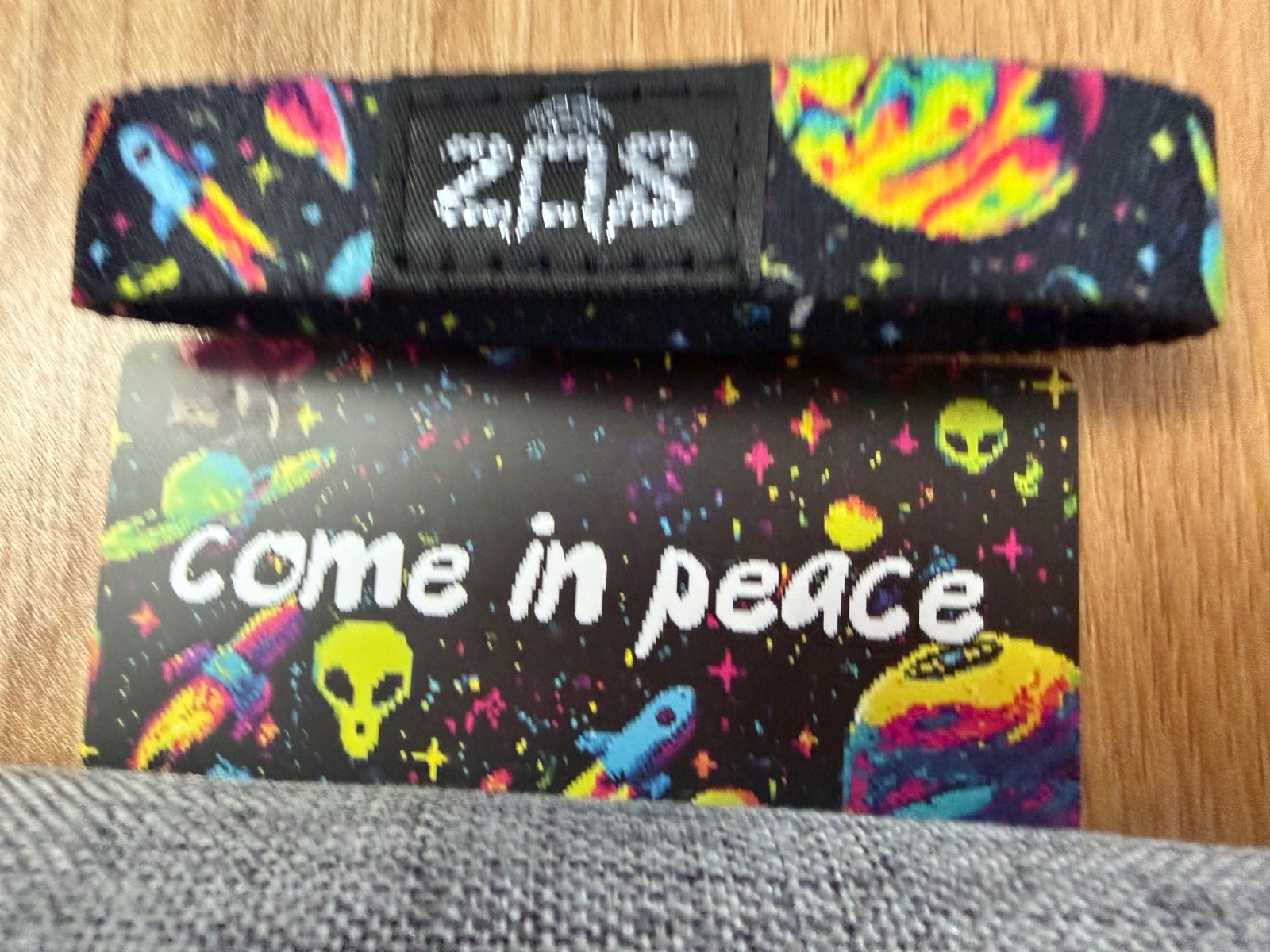 “ZOX COME IN PEACE” SMALL NIP $6 SHIPPING FOR UP TO 8