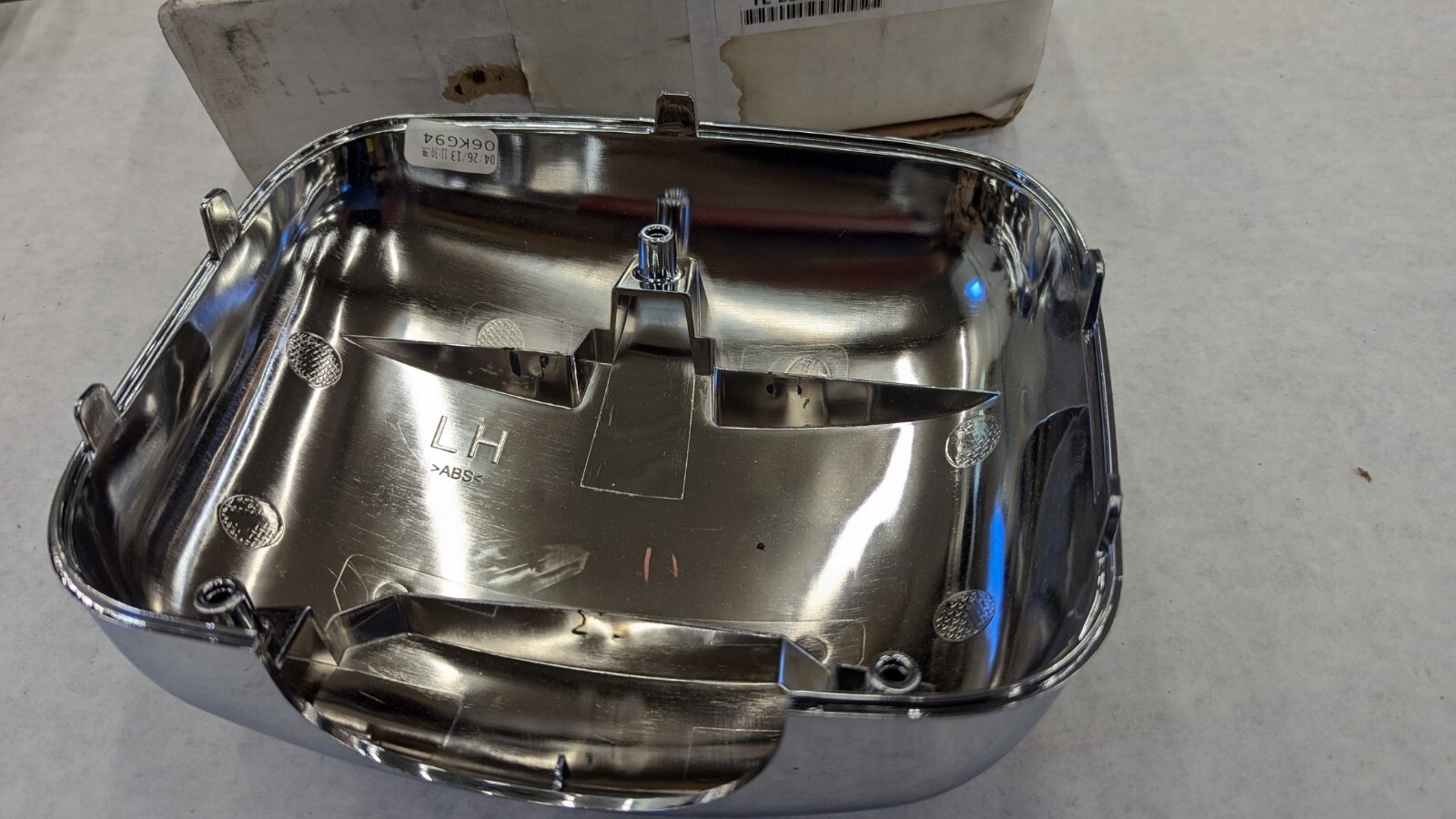 TL28727 Freightliner Mirror Back Cover LH Chrome 28727