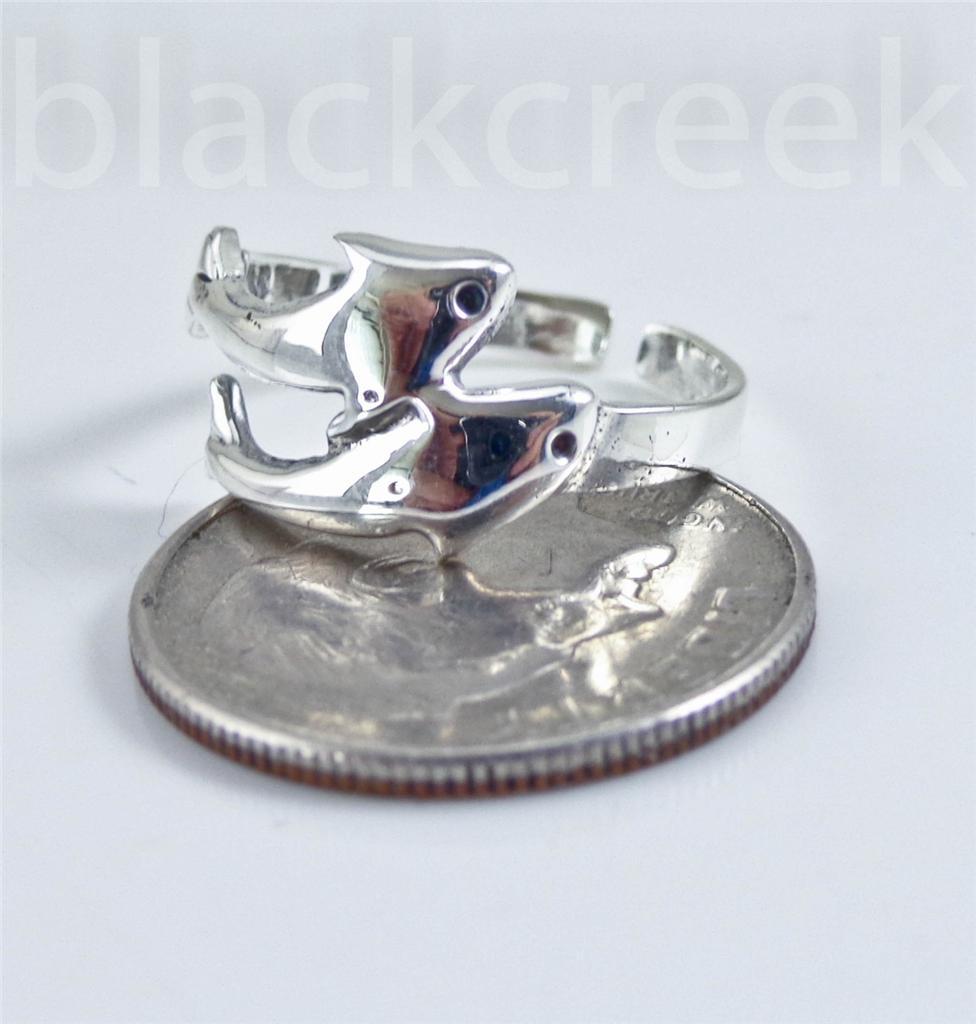 925 Sterling Silver ~ Two Dolphins ~ Adjustable ~ Toe Ring