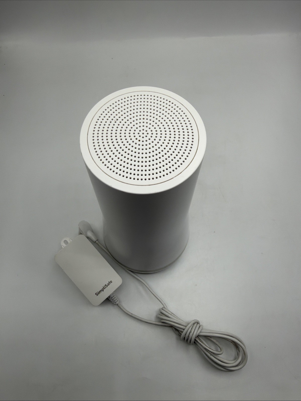 SimpliSafe SSBS3 Base Station Home Security System With Power Cord.