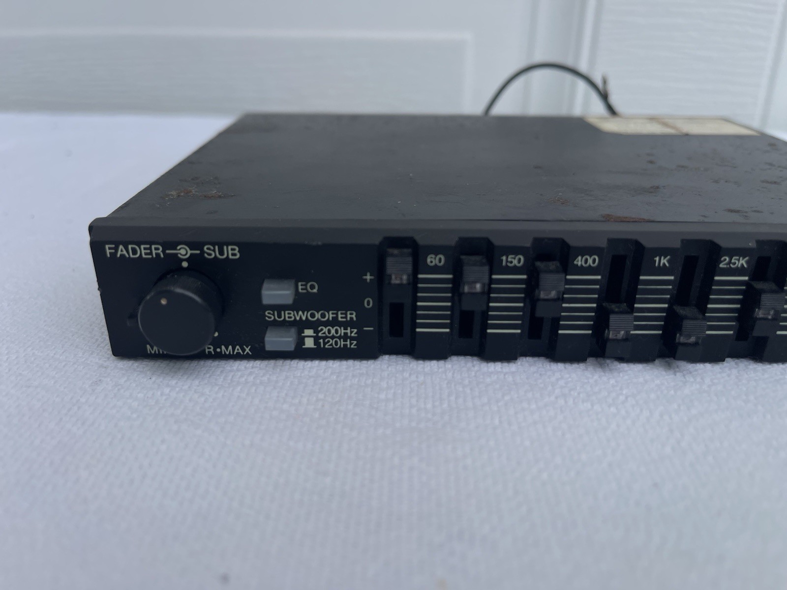 Hi-Comp HCE-765 Passive 7 Band Equalizer With Subwoofer Input & CD Capability