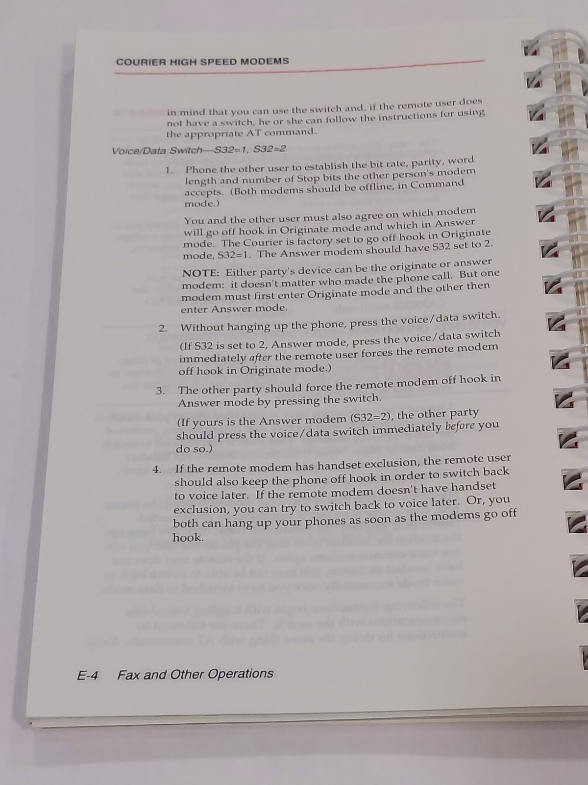Vintage Robotics Courier High Speed Modems User's Manual, 1992, 1.015.544 Rev. B