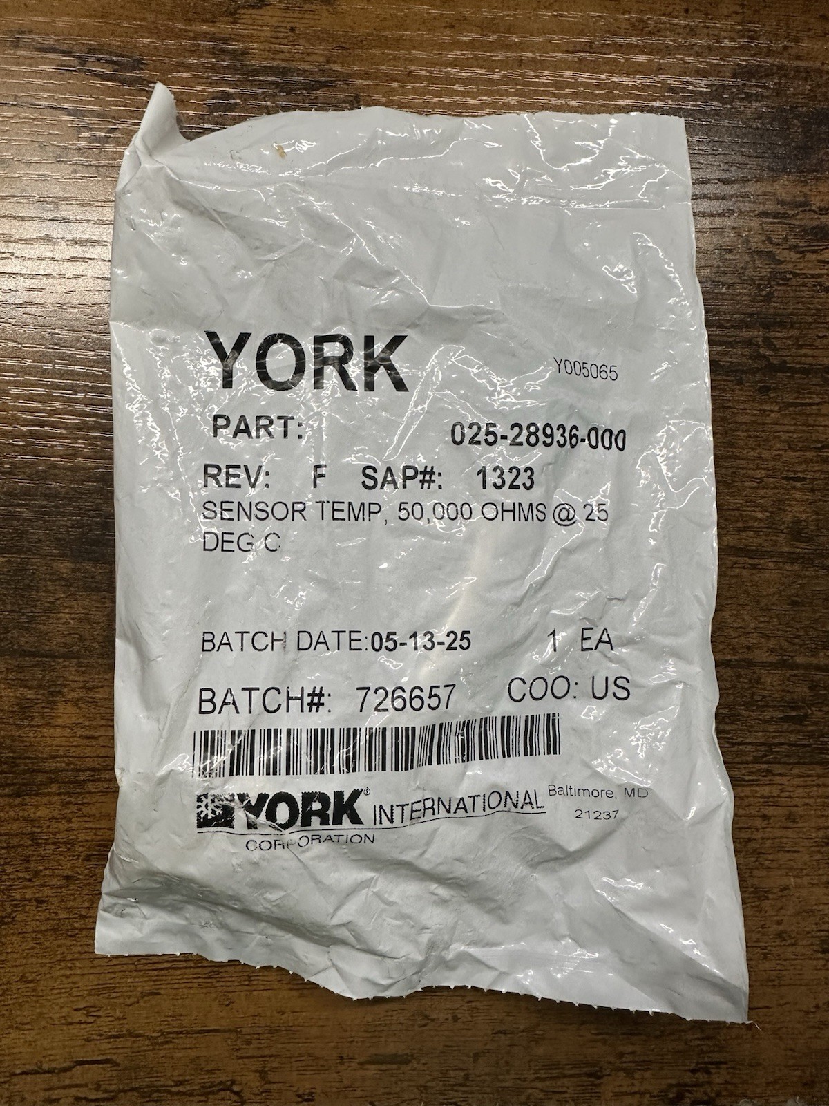 YORK 025 28936 000 SENSOR TEMP 50000 OHMS 025-28936-000 NEW