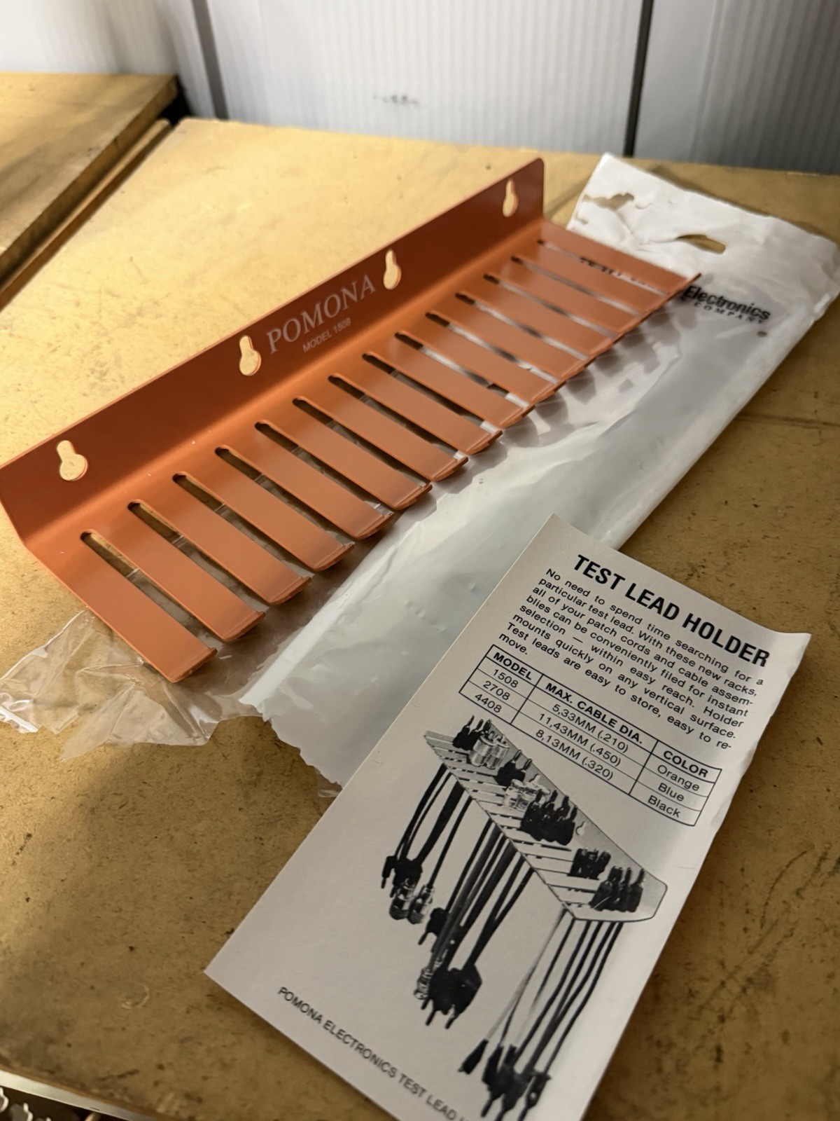 Pomona 1508 Test Lead Holders with 14 Slots for wires up to 0.210IN DIAMETER