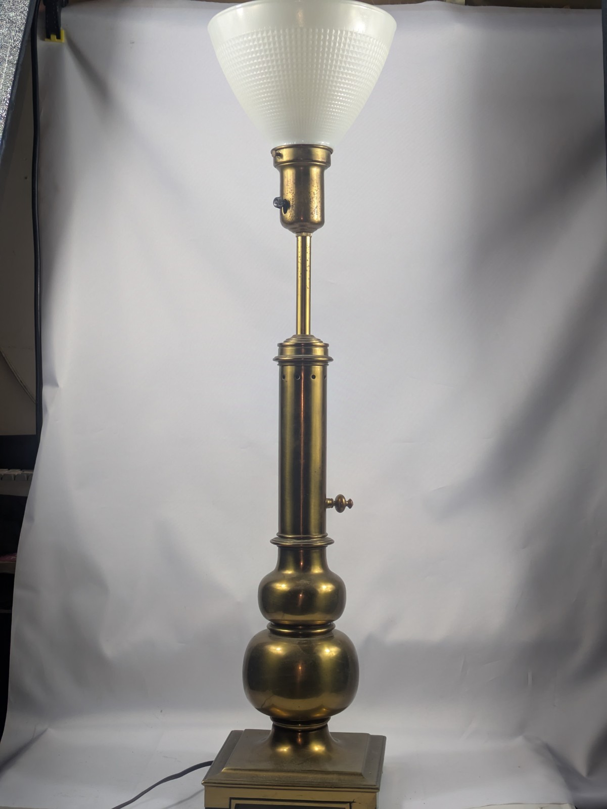 STIFFEL Vintage HEAVY BRASS Table Lamp -- 27" Tall