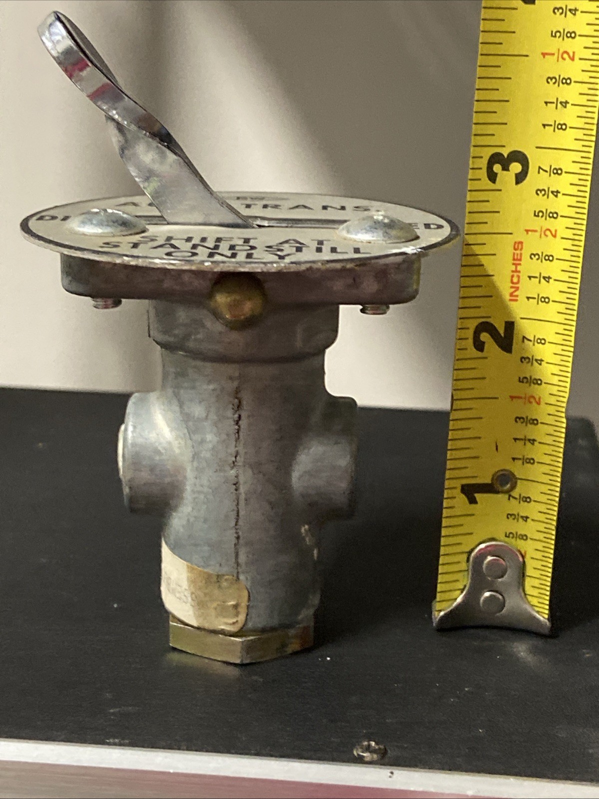 H2490T Bendix Control Valve with Flipper Switch (Old Stock)