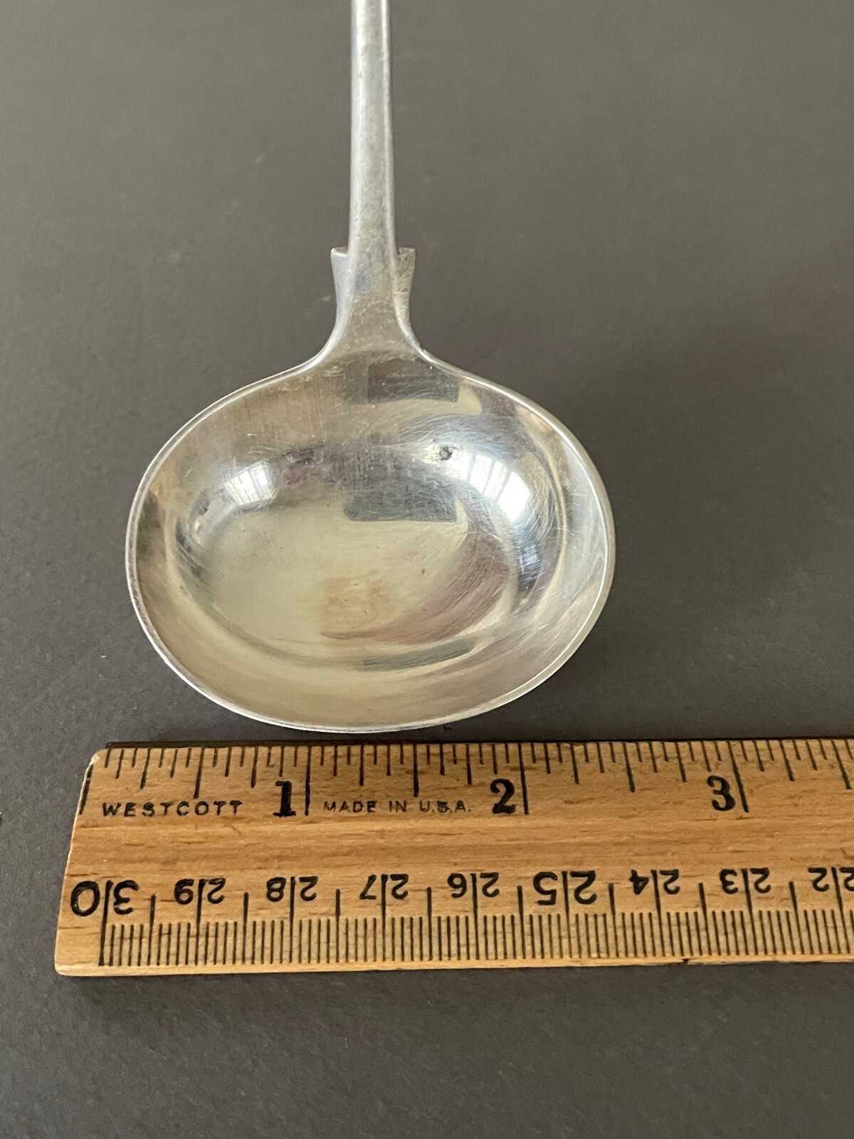 VINTAGE WILLIAM SUTTON & SONS SILVERPLATE GEORGIAN STYLE FIDDLE BACK LADLE