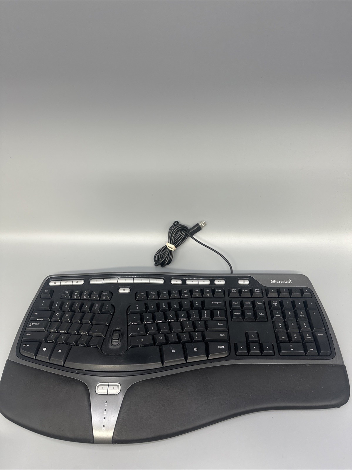 Microsoft Natural Ergonomic Keyboard 4000 v1.0, Model KU-0462
