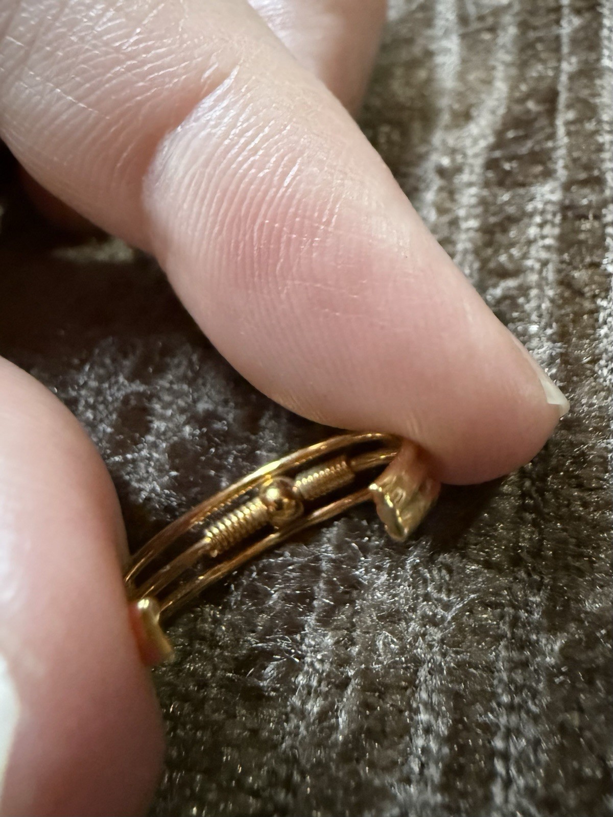 Gold tone metal Toe Ring
