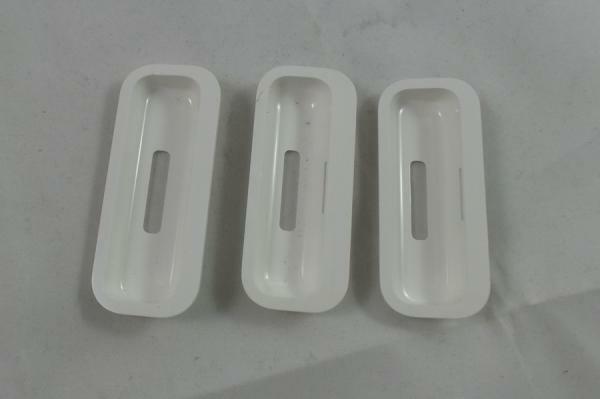 Apple Universal Dock Adapter for iPod 5th Gene - 3-Pack - White - VGC (MA126G/A)
