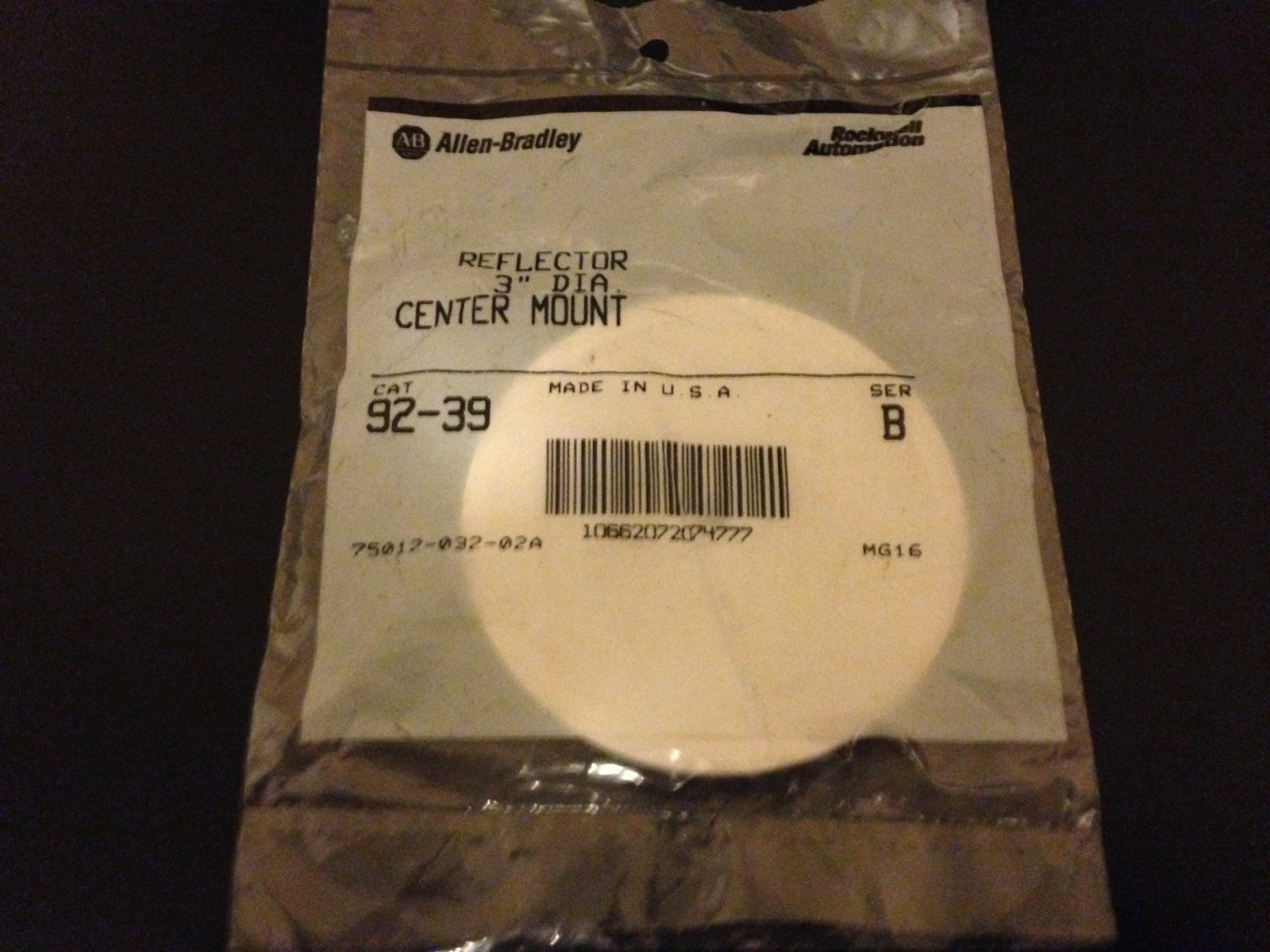 Rockwell Automation Allen-Bradley 92-39 Reflector 3" Center Mount *BRAND NEW*