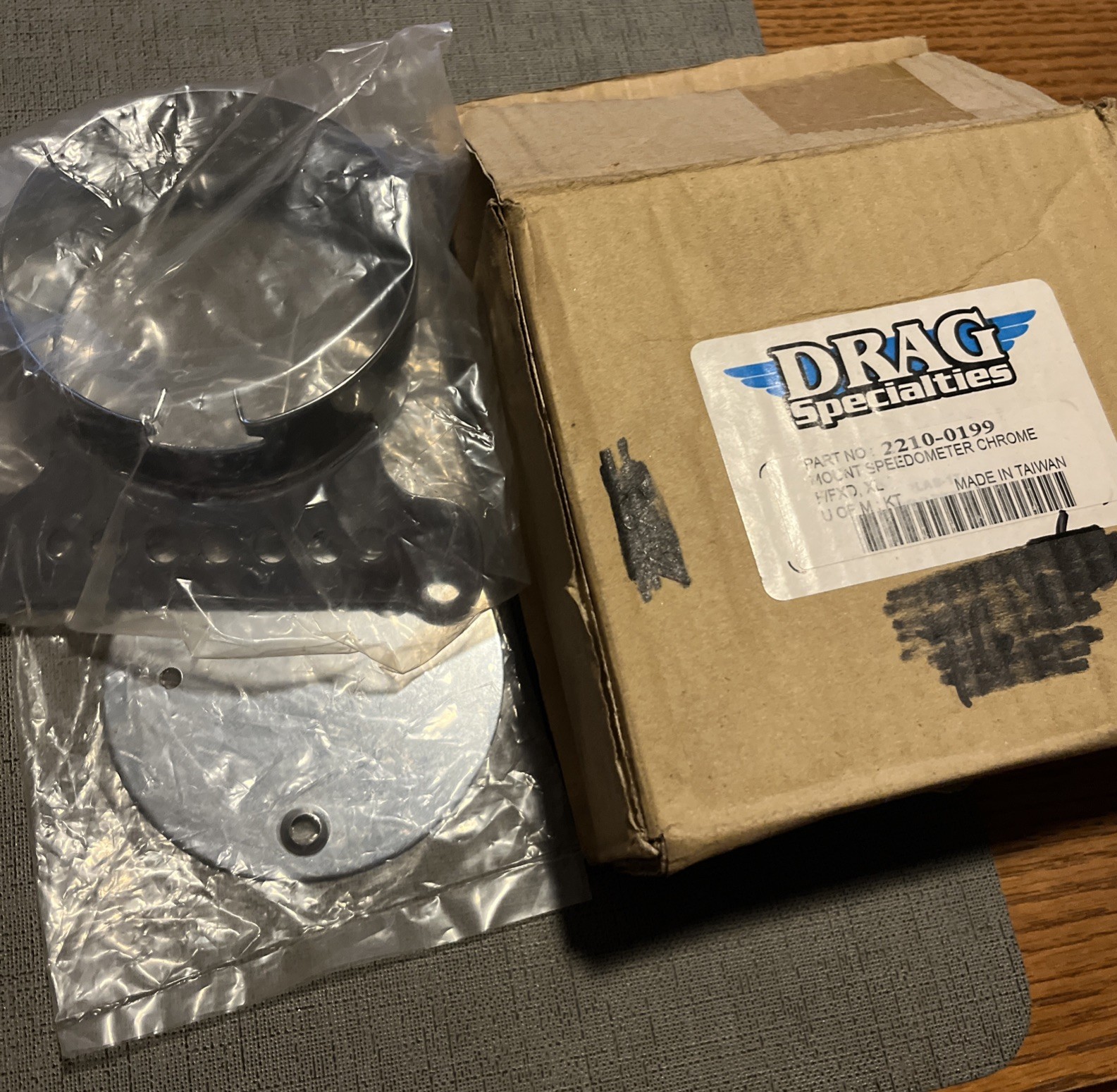 Drag Specialties Gauge Bracket 2210-0199