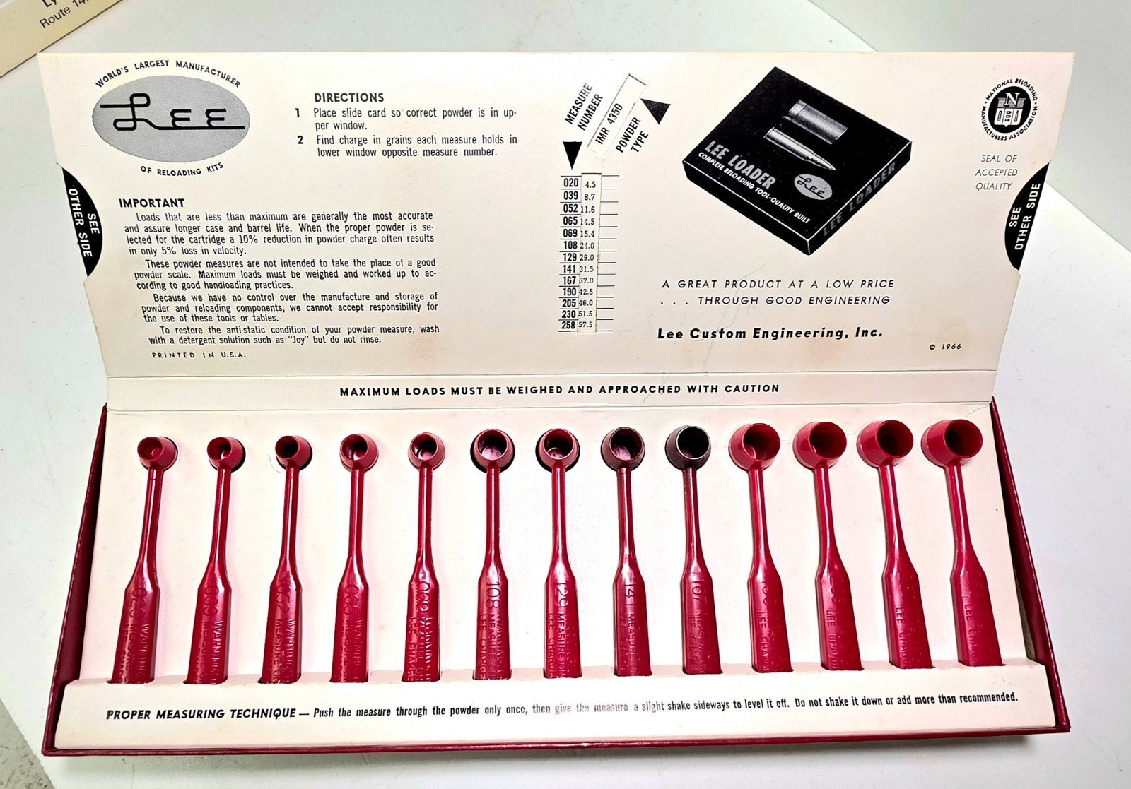 VINTAGE NEW LEE Powder Measure Kit