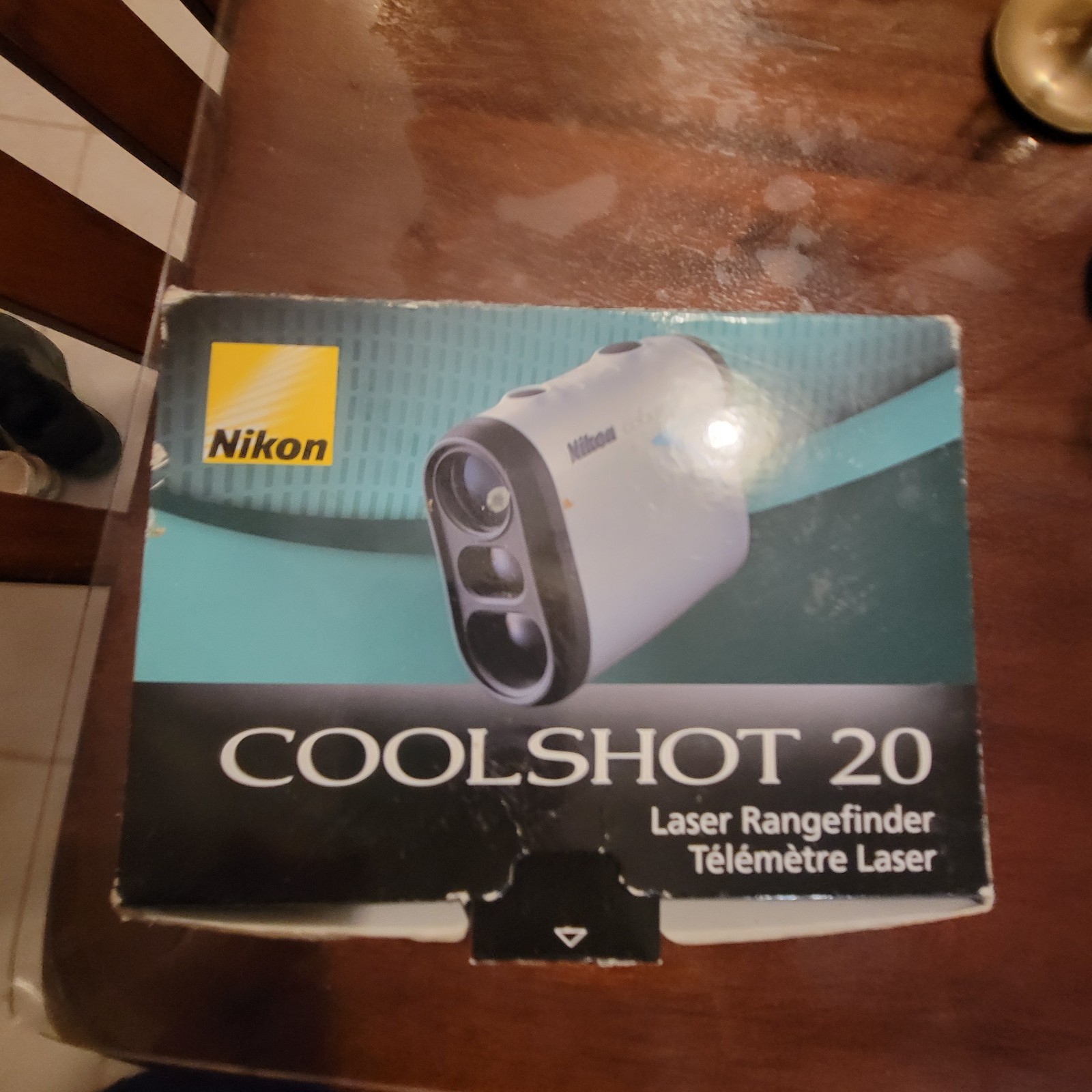 Nikon COOLSHOT 20 Golf Laser Rangefinder with Neoprene Case