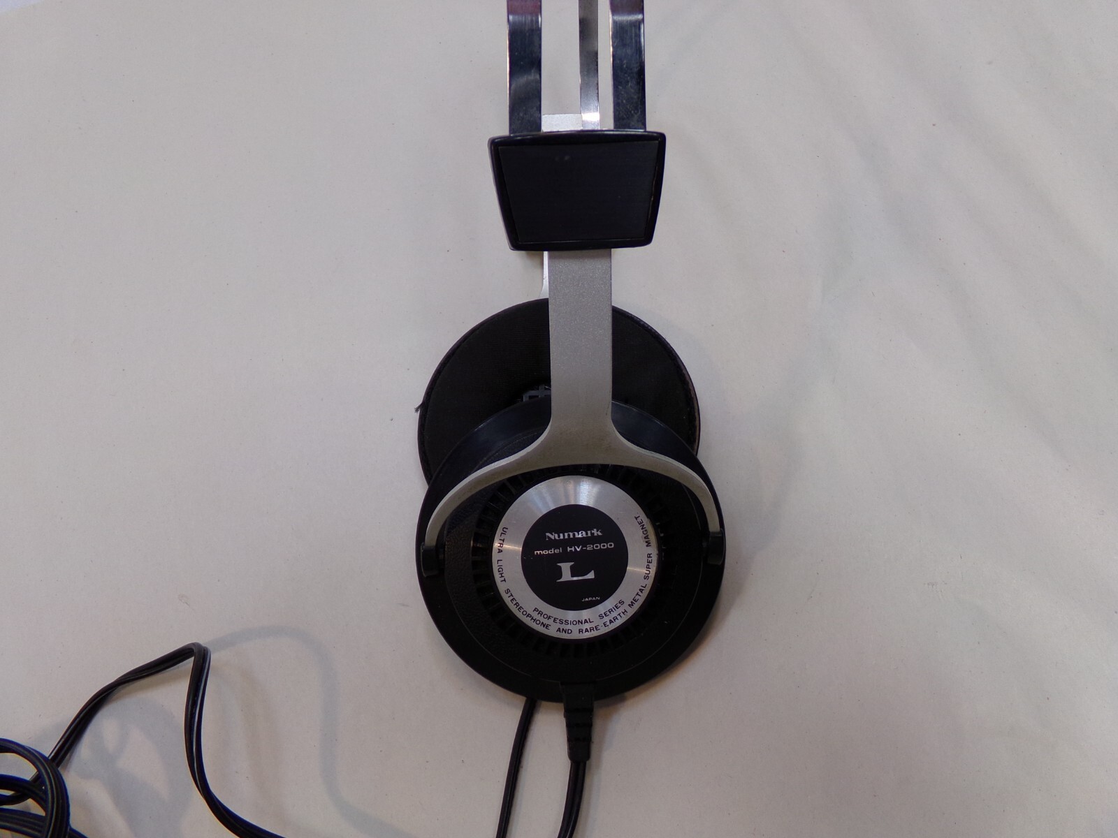 Numark HV-2000 Headphones