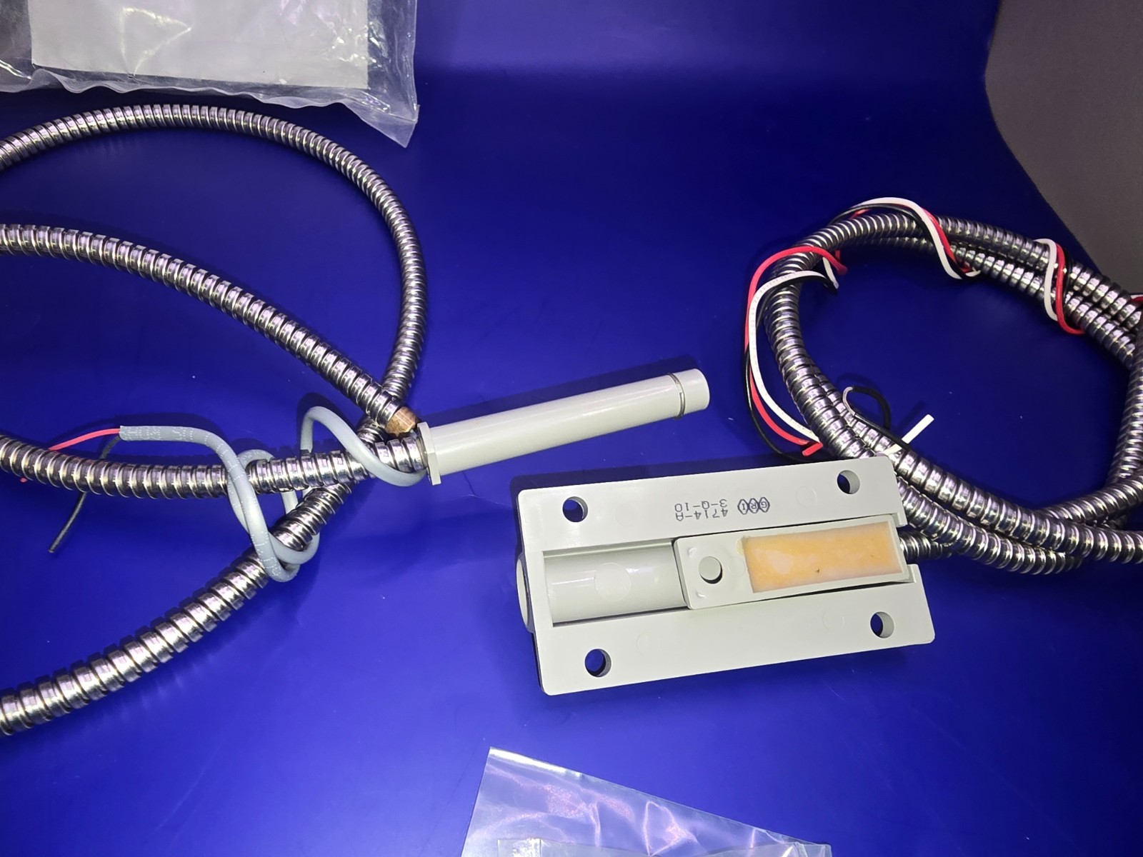 GRI 4714-A Special Purpose Pull Apart Switch Set SPDT Armored Cable Open/Close