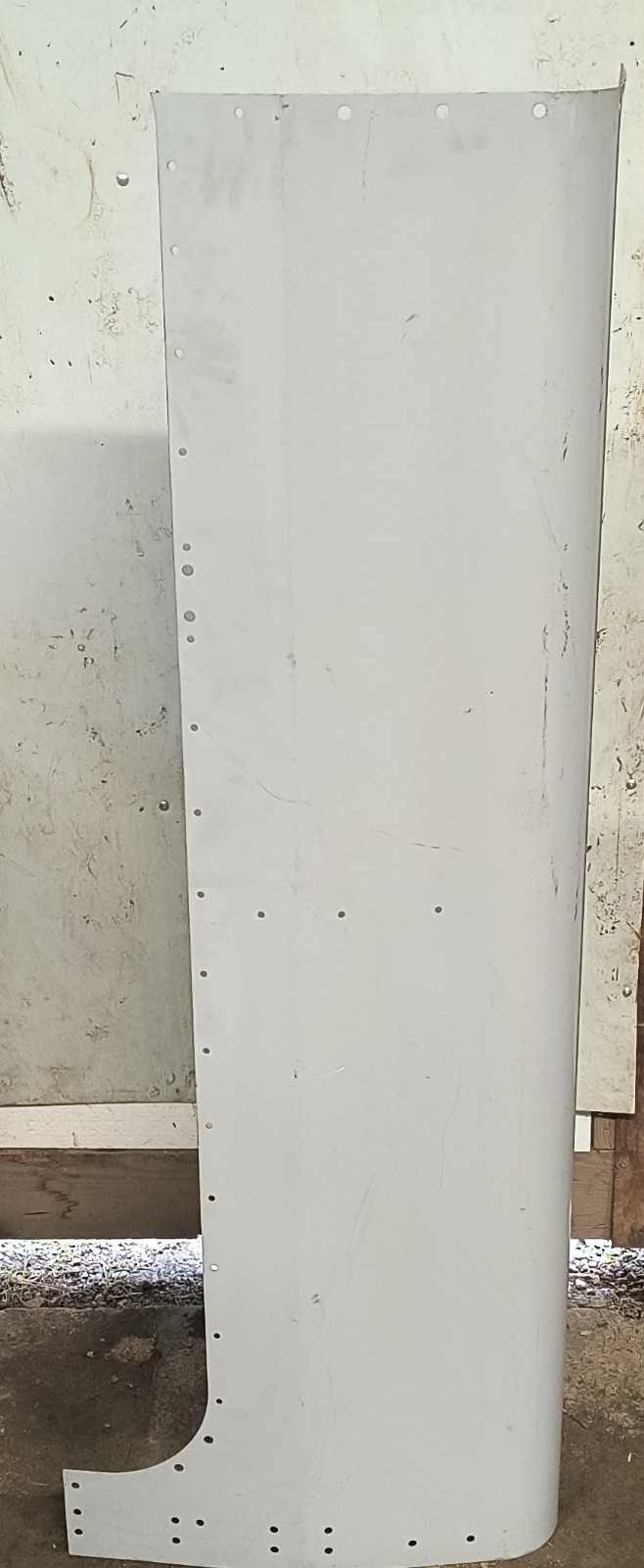 KENWORTH R64-1152-001 PANEL-CAB CORNER REAR