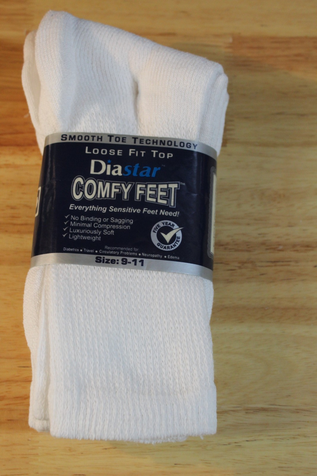 Diastar Comfy Feet Diabetic Socks-White-Size 9-11-NWT