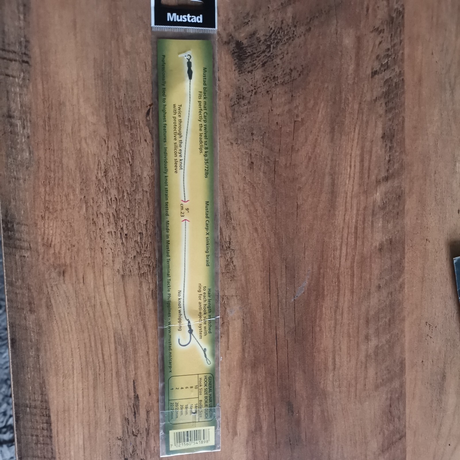 Mustard Anti Eject Carp Rig size 8 barbed 15lbs