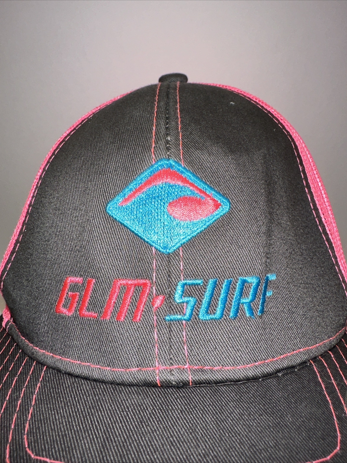 GLM-SURF Logo Pink Bright Blue Hat Cap Pink Mesh Hook Loop One Cap