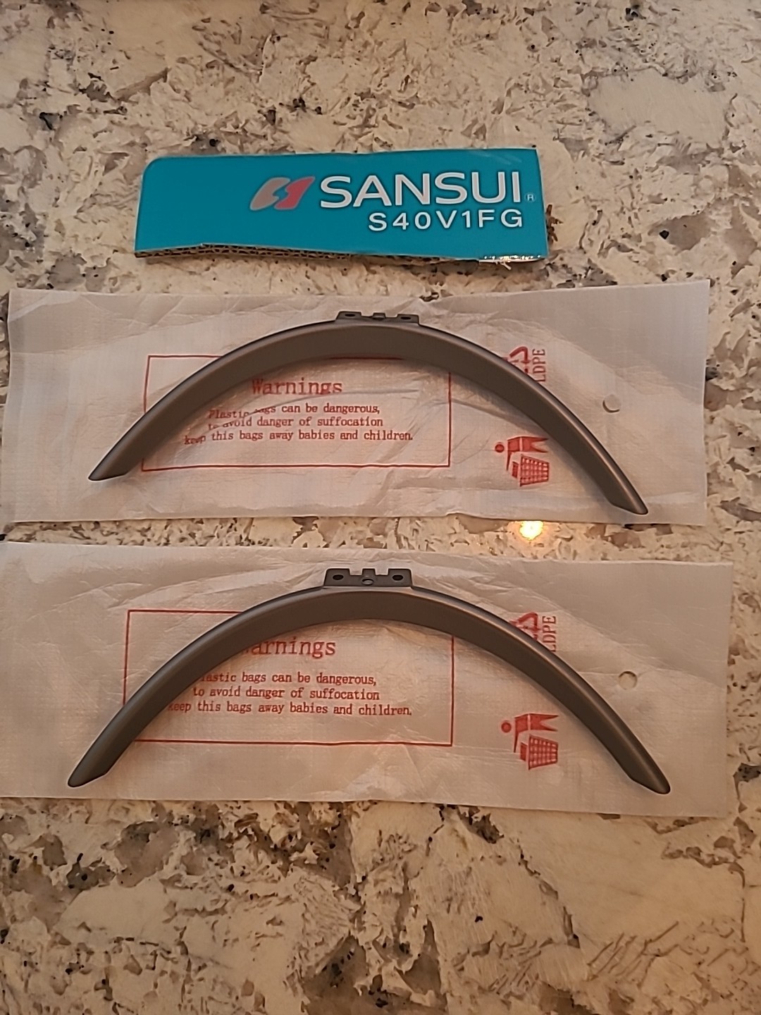 SANSUI TV BASE PEDESTAL  LEGS OEM FACTORY S40V1FG NO SCREWS