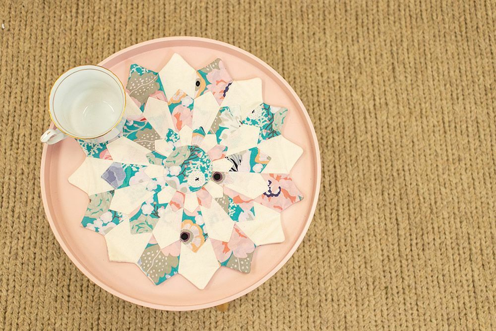 Crafters Companion - Threaders Dresden Plate Shape Cutter