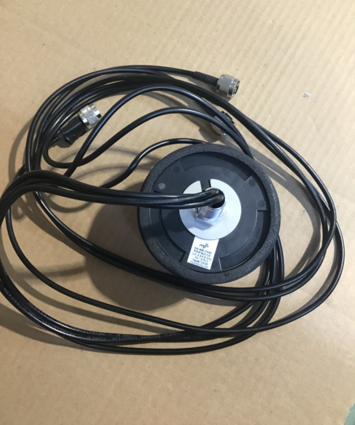 MP ANTENNA 08-ANT-0944-8L-3X-G6 DUAL BAND 3X MIMO OUTDOOR ANTENNA NEW NO BOX