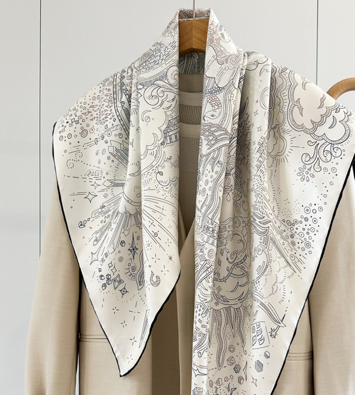 Pure 18 Momme Twill Silk Wrap Scarf Bandanna carriage Print Square Shawl 35'’new