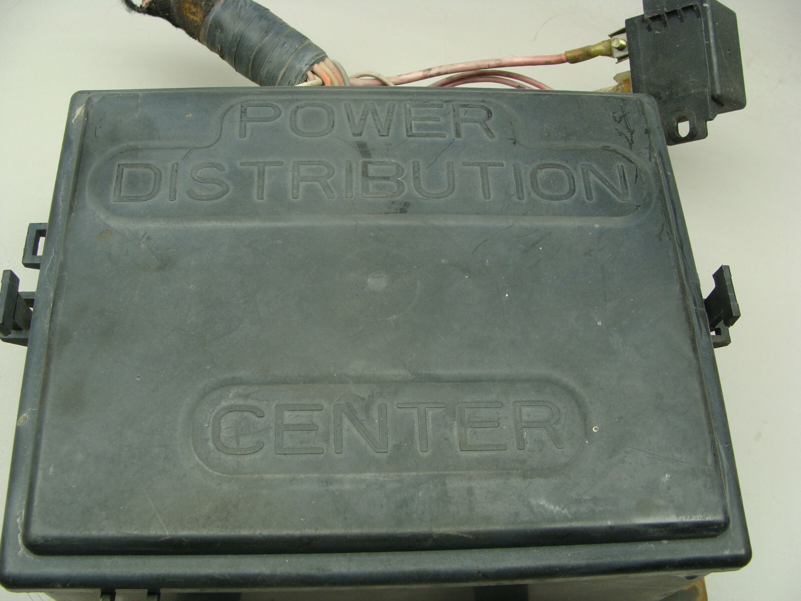 2006 INTERNATIONAL 8600 SBA 4X2 POWER DISTRIBUTION CENTER