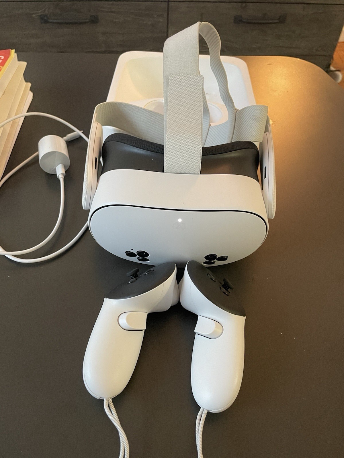 Meta Quest 3s Virtual Reality Headset - 128GB