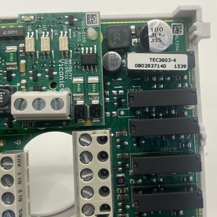 Johnson Controls TEC2603-4 BACnet 2 Heat 2 Cool Networked Thermostat Controller