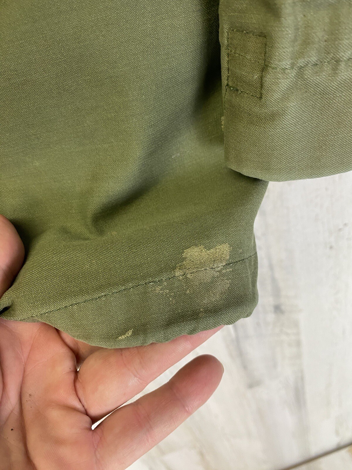 Vintage Olive Green Cold Weather Field Coat Medium Long OG-107 - Distressed Read