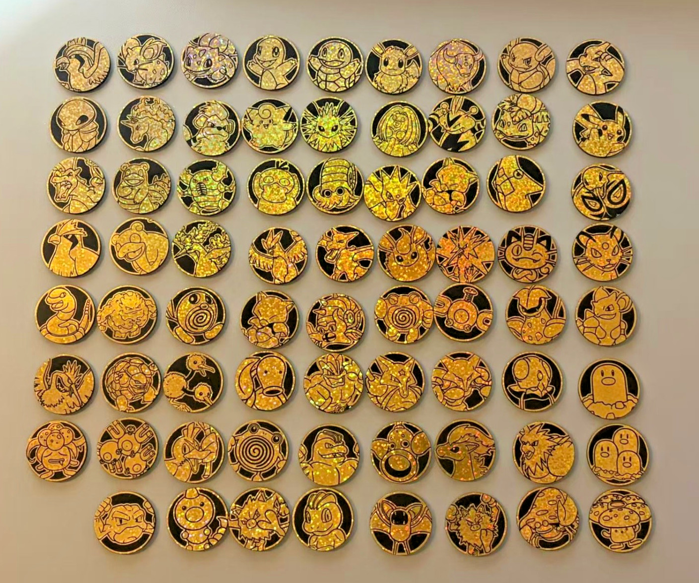 Pokemon TCG  Golden Rare Holo Plastic  Medal 151 Chinese Collection