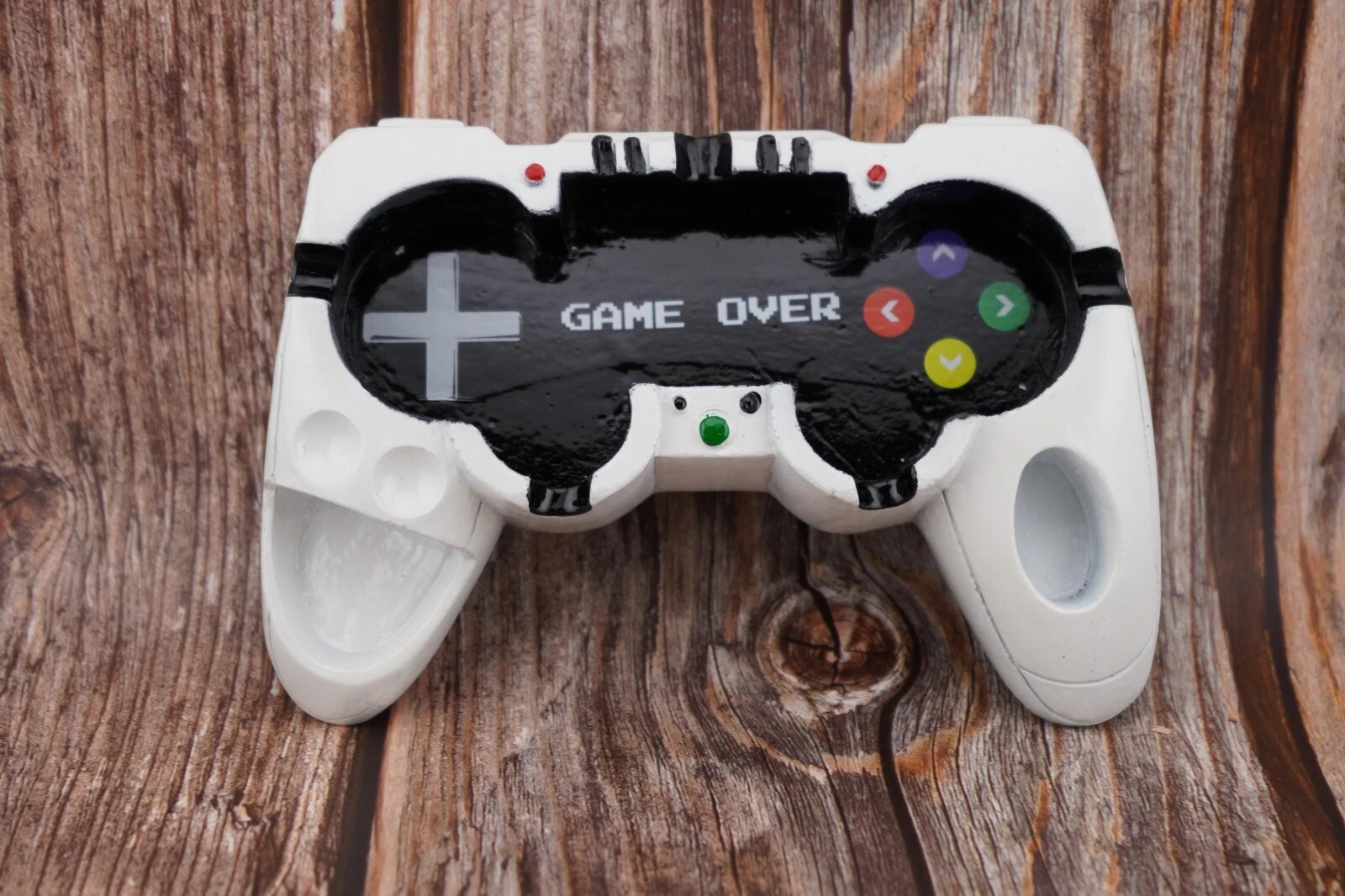 Fujima Game Controller Mini Ashtray | 5.5" x 2.8" - WHITE
