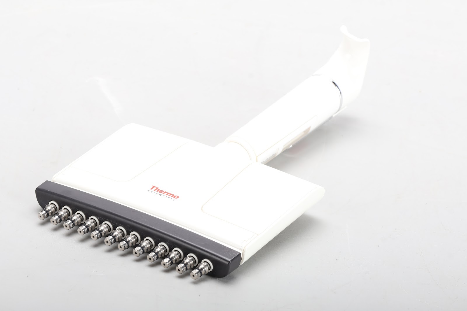 Thermo Scientific F1-ClipTip 5-50uL 12-Channel Pipette