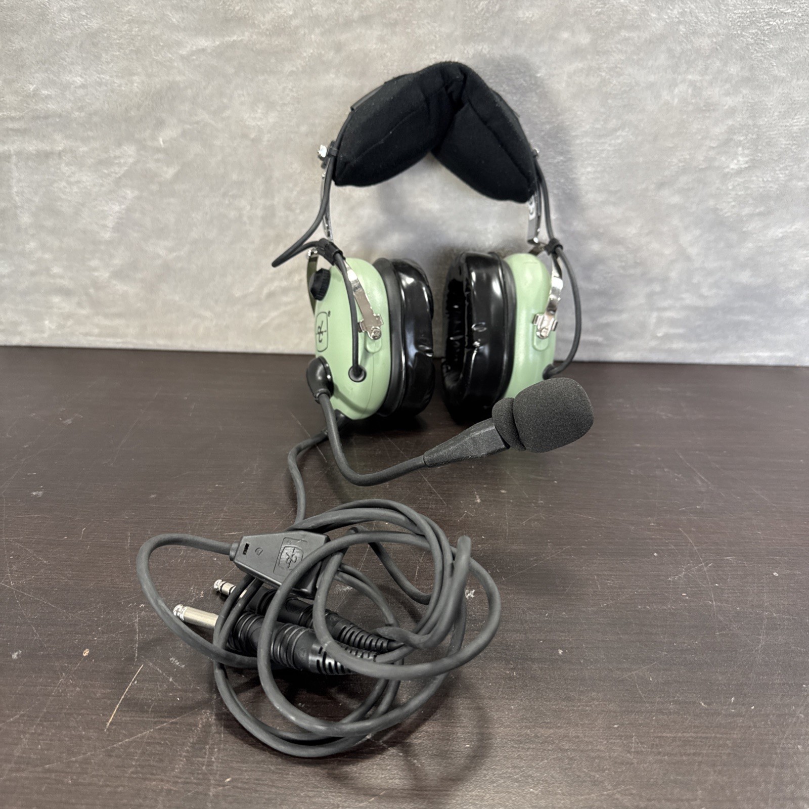 David Clark H10-13.4 Aviation Pilot Headset Dual GA Plug New Ear Pads Mic Cover