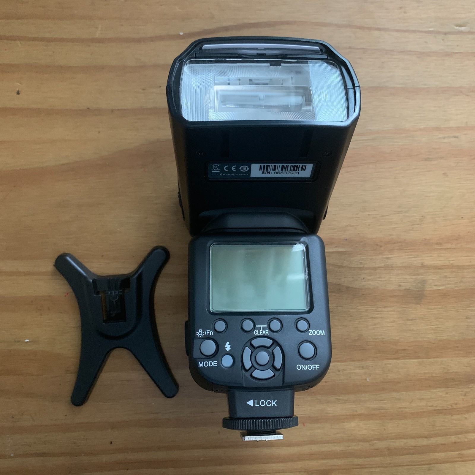 Focus FC-1000 Pro E-TTL Speedlight Flash for Canon DSLR Camera 18-180mm Boxed